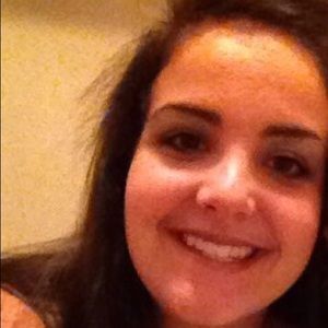 Meet your Posher, Ainsley